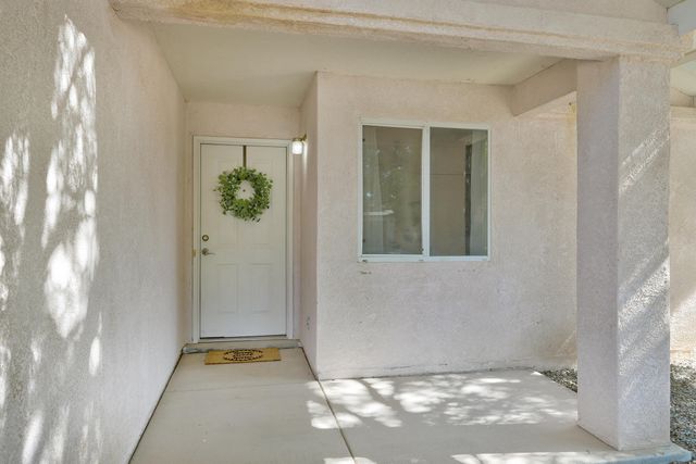 505 Cimarron Meadows Drive NE, Rio Rancho, NM 87144