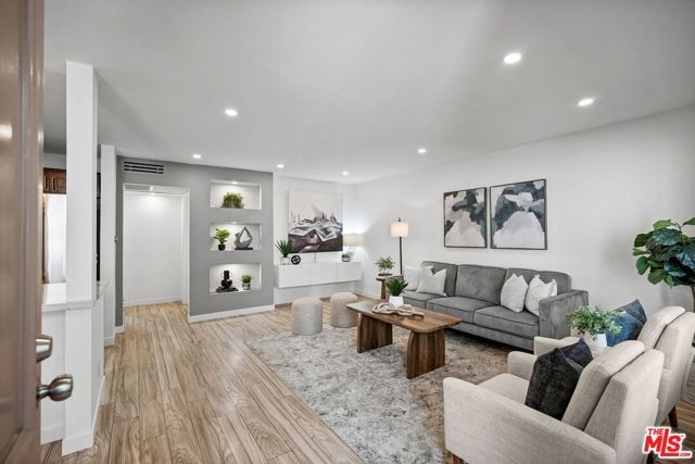 11230 Peach Grove Street 208, Los Angeles, CA 91601