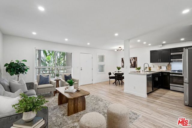 11230 Peach Grove Street 208, Los Angeles, CA 91601