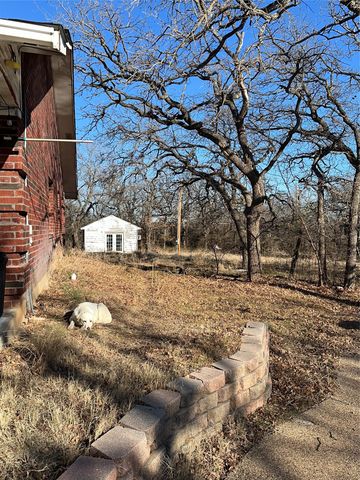 647 County Road 3657, Springtown, TX 76082