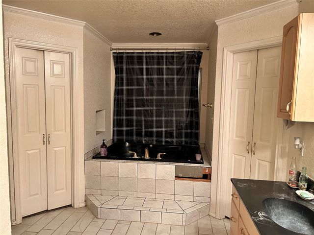 647 County Road 3657, Springtown, TX 76082