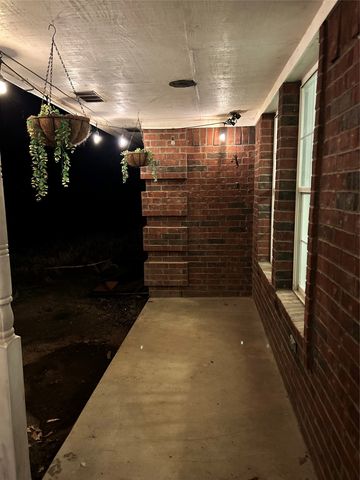 647 County Road 3657, Springtown, TX 76082