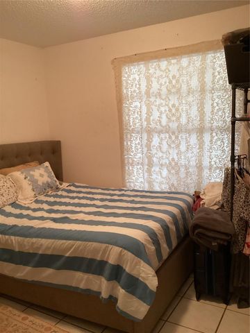 4007 78TH STREET W, Bradenton, FL 34209
