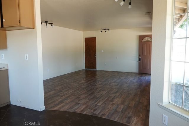 7950 Blue Moon Road, Paso Robles, CA 93446