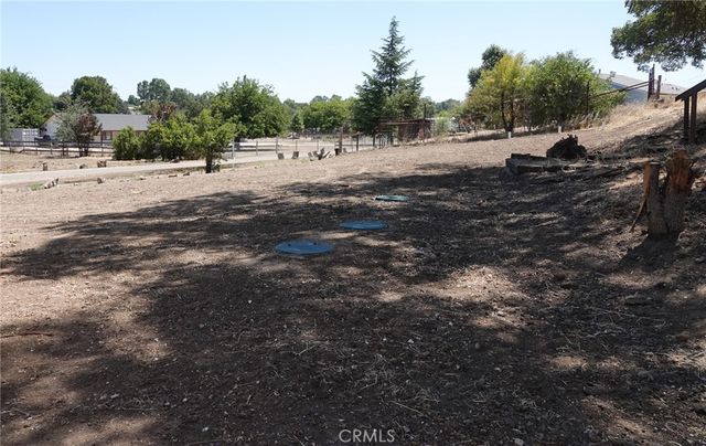 7950 Blue Moon Road, Paso Robles, CA 93446
