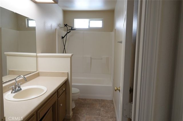 7950 Blue Moon Road, Paso Robles, CA 93446