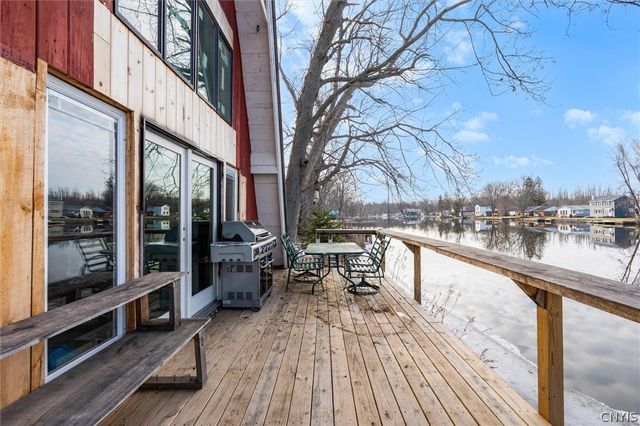 432 County Route 12, Schroeppel, NY 13132