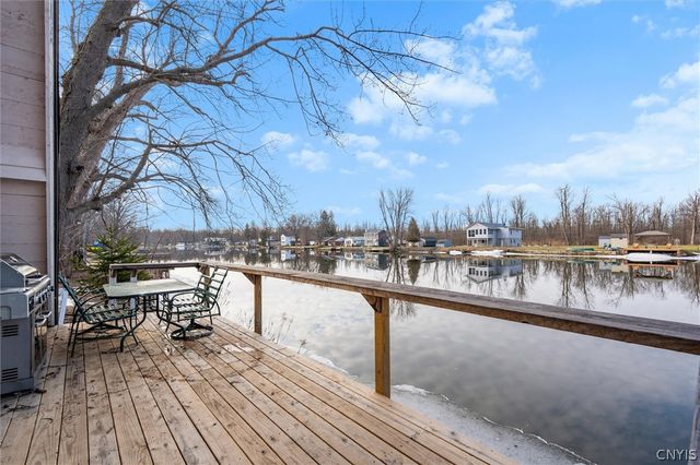 432 County Route 12, Schroeppel, NY 13132