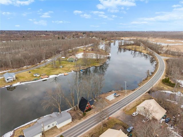 432 County Route 12, Schroeppel, NY 13132