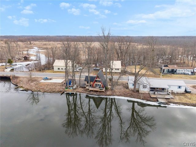 432 County Route 12, Schroeppel, NY 13132