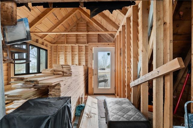 432 County Route 12, Schroeppel, NY 13132