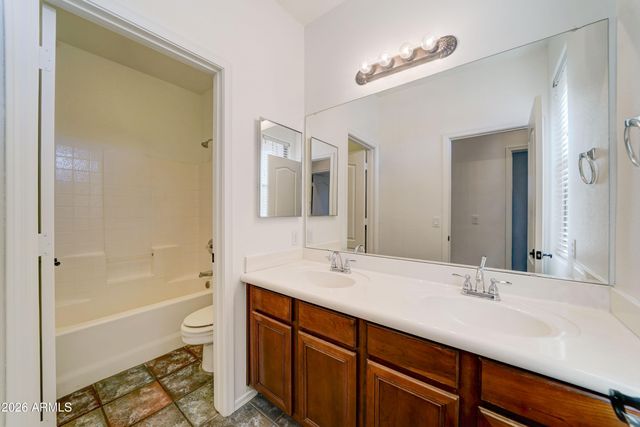 9022 E HOBART Street, Mesa, AZ 85207