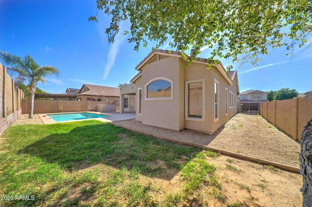 9022 E HOBART Street, Mesa, AZ 85207