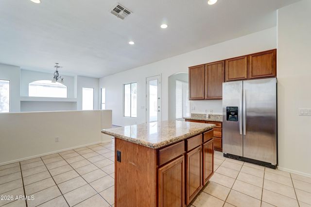 9022 E HOBART Street, Mesa, AZ 85207