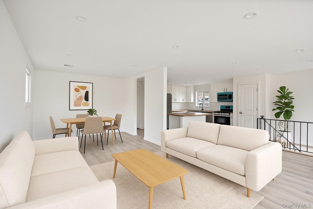 1269 Dekoven Street, Rockville Centre, NY 11570