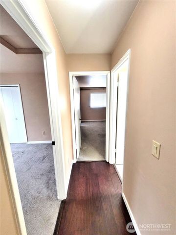 37434 18th Ave S, Federal Way, WA 98003