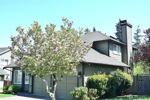 37434 18th Ave S, Federal Way, WA 98003
