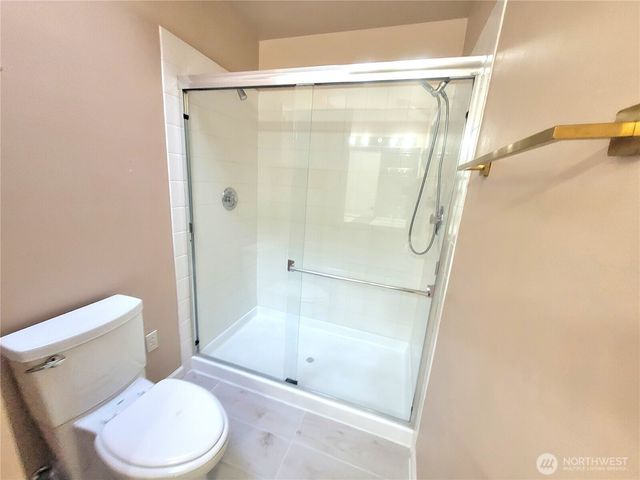 37434 18th Ave S, Federal Way, WA 98003