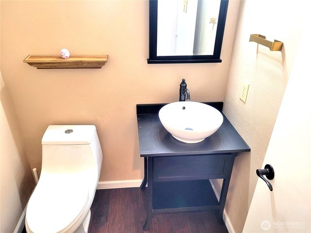 37434 18th Ave S, Federal Way, WA 98003
