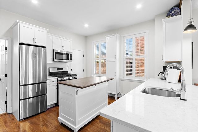 12 Washington St 3, Boston, MA 02129