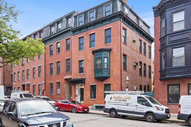 12 Washington St 3, Boston, MA 02129