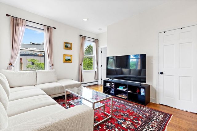 12 Washington St 3, Boston, MA 02129