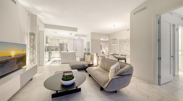 111 S PINEAPPLE AVENUE 1013, Sarasota, FL 34236