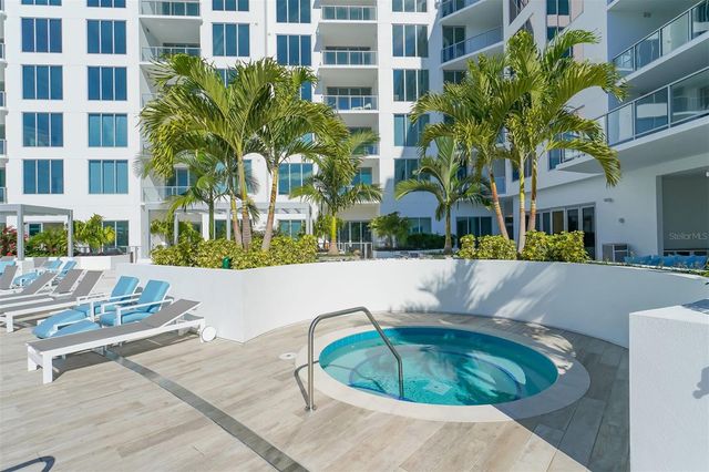 111 S PINEAPPLE AVENUE 1013, Sarasota, FL 34236