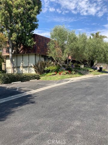 84 Cresta Verde Drive, Rolling Hills Estates, CA 90274