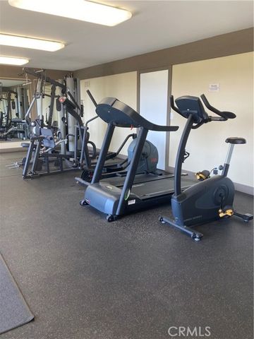 84 Cresta Verde Drive, Rolling Hills Estates, CA 90274