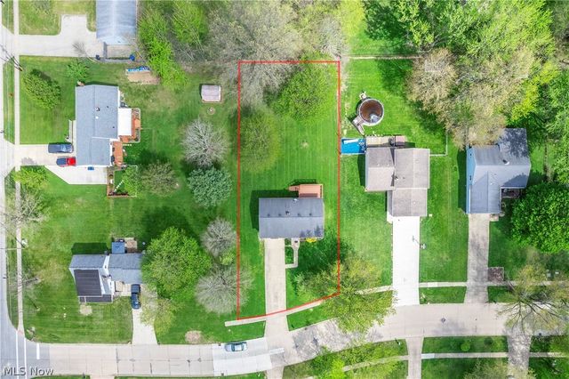 3811 Bramblewood Drive, Brunswick, OH 44212