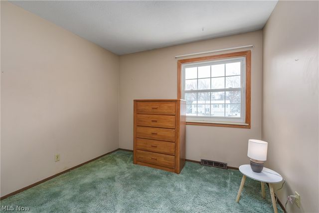 3811 Bramblewood Drive, Brunswick, OH 44212