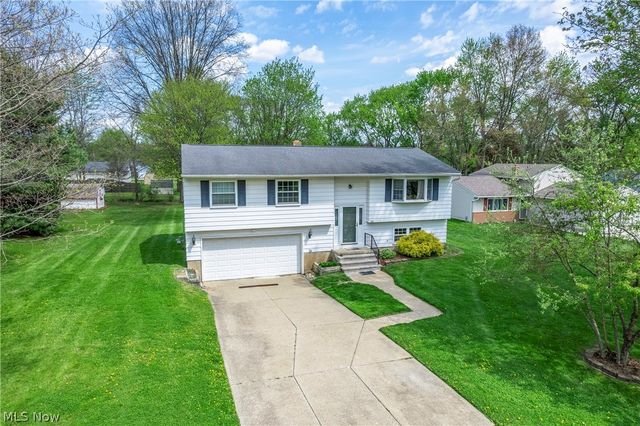 3811 Bramblewood Drive, Brunswick, OH 44212