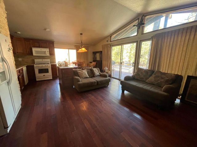 430 Quail Drive, Big Bear, CA 92315
