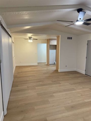 2214 Fordham Avenue, Clovis, CA 93611