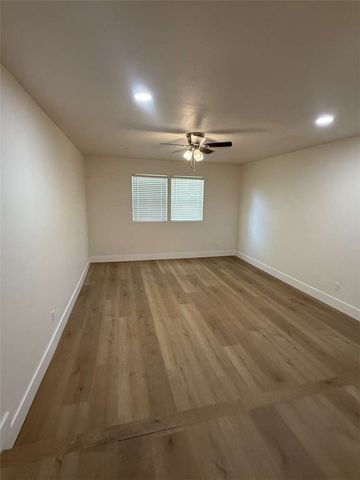 2214 Fordham Avenue, Clovis, CA 93611