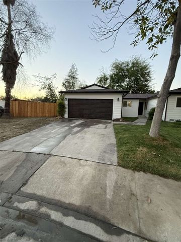 2214 Fordham Avenue, Clovis, CA 93611