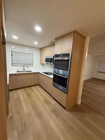 2214 Fordham Avenue, Clovis, CA 93611