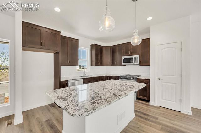 8156 Manor House Way, Colorado Springs, CO 80908