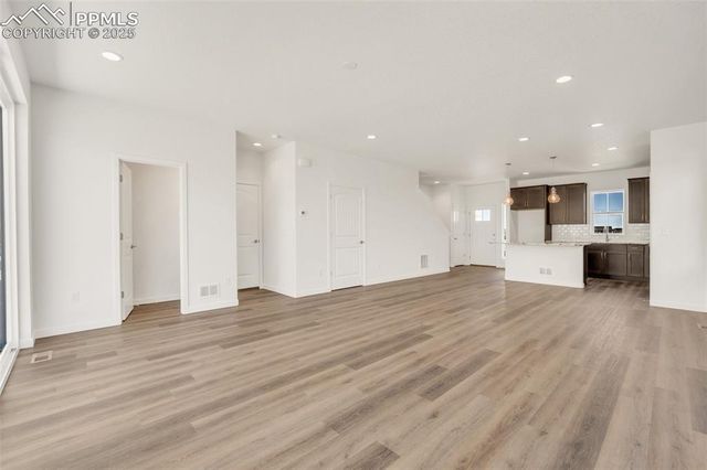 8156 Manor House Way, Colorado Springs, CO 80908