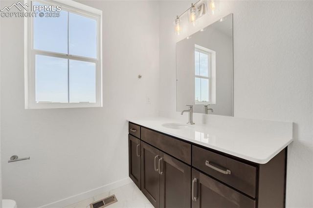 8156 Manor House Way, Colorado Springs, CO 80908