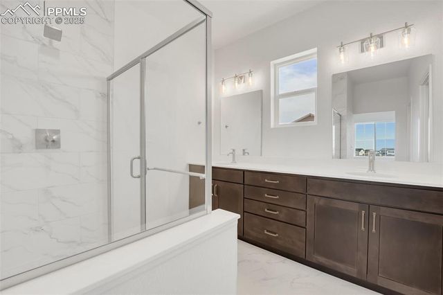 8156 Manor House Way, Colorado Springs, CO 80908