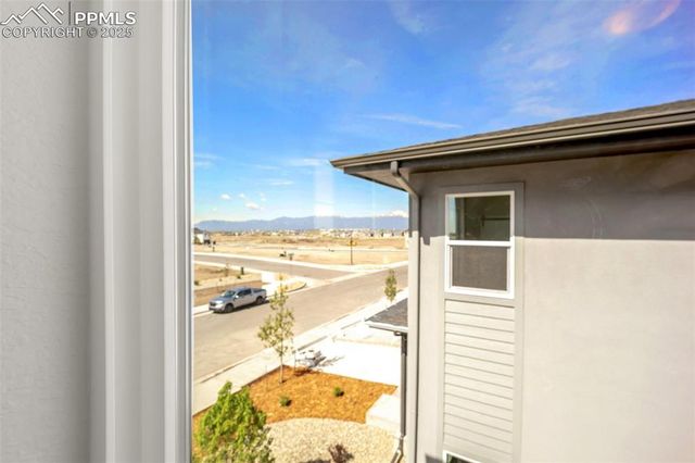 8156 Manor House Way, Colorado Springs, CO 80908