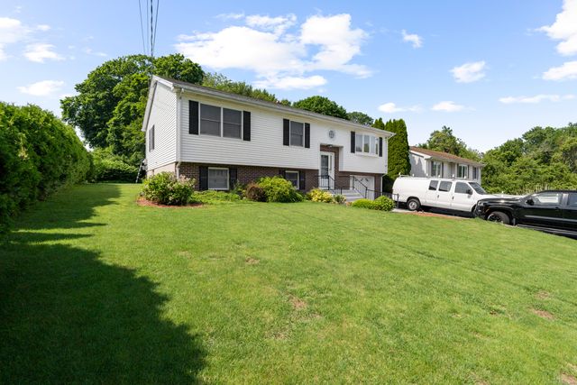 63 Johl Drive, Groton, CT 06340