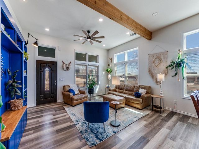 114 Ryleas CT, San Marcos, TX 78666