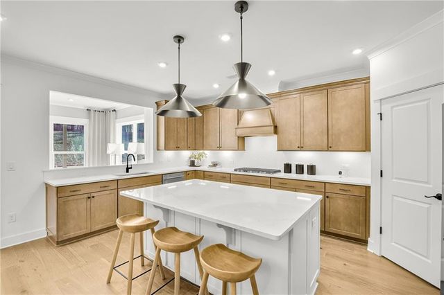 232 Rockledge Bend, Powder Springs, GA 30127
