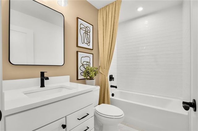 232 Rockledge Bend, Powder Springs, GA 30127