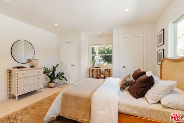 22440 Pacific Coast Highway, Malibu, CA 90265