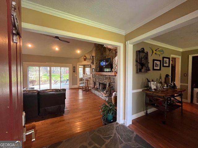 30 Round Lake Road, Griffin, GA 30224
