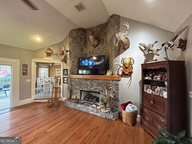 30 Round Lake Road, Griffin, GA 30224